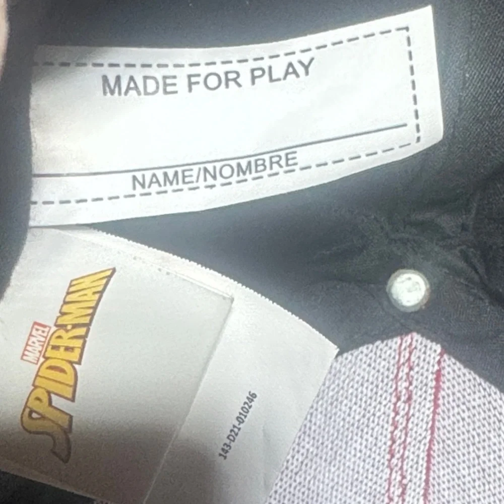 Spider-Man  Red and Black Kids  Cap/Hat - Picture 3 of 5
